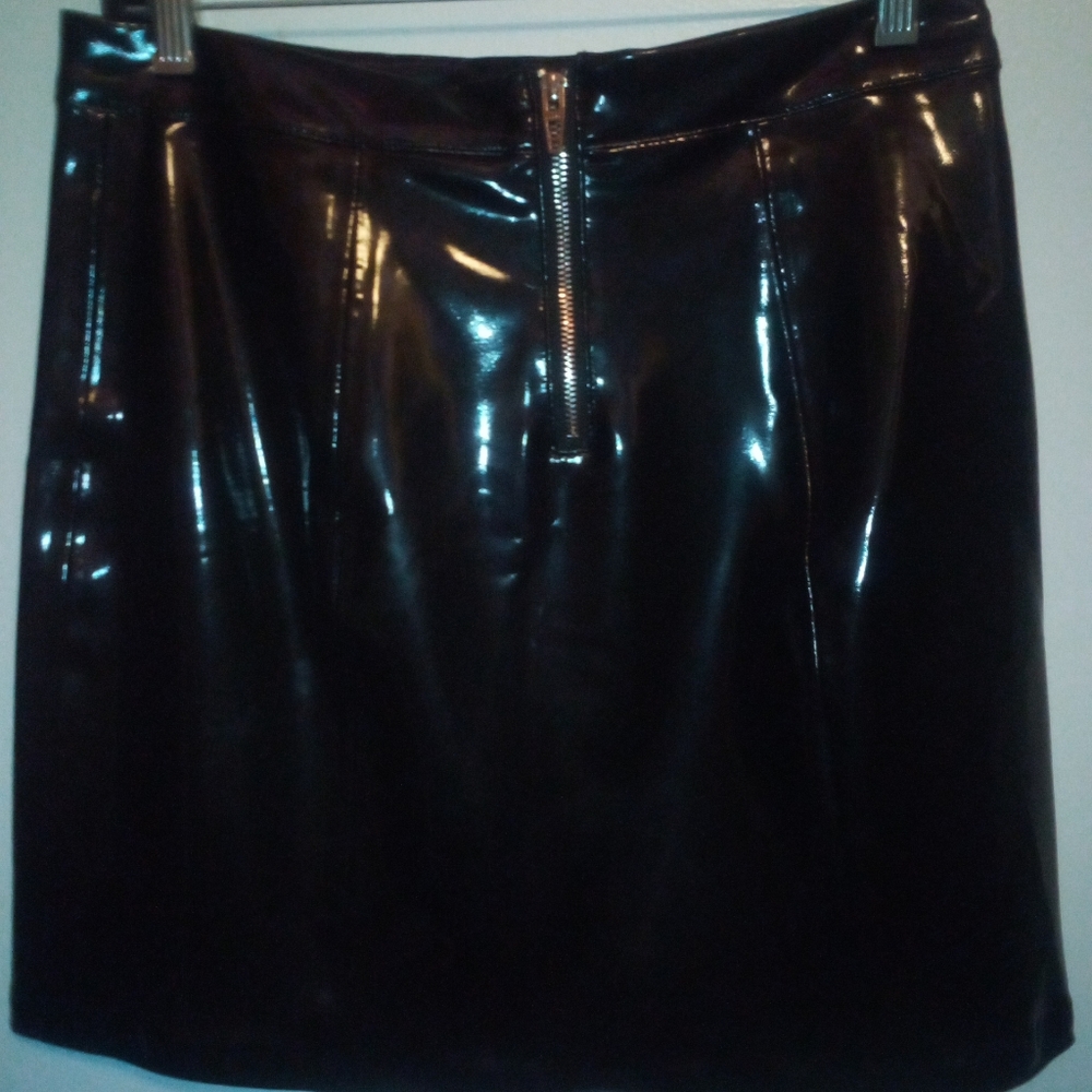NWOT BlankNYC Black faux leather high waisted mini moto skirt Size 27